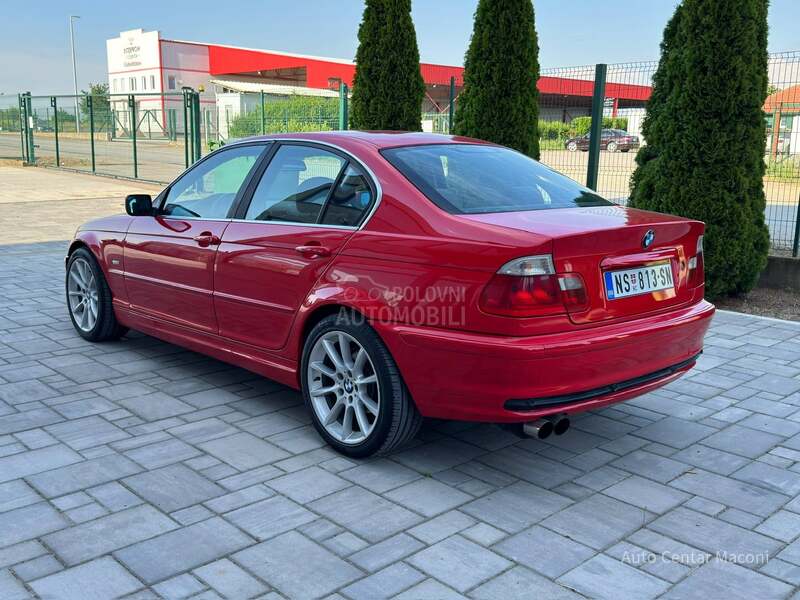 BMW 320 2.0b šestak