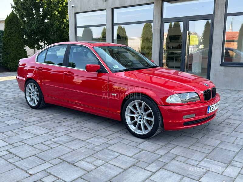 BMW 320 2.0b šestak