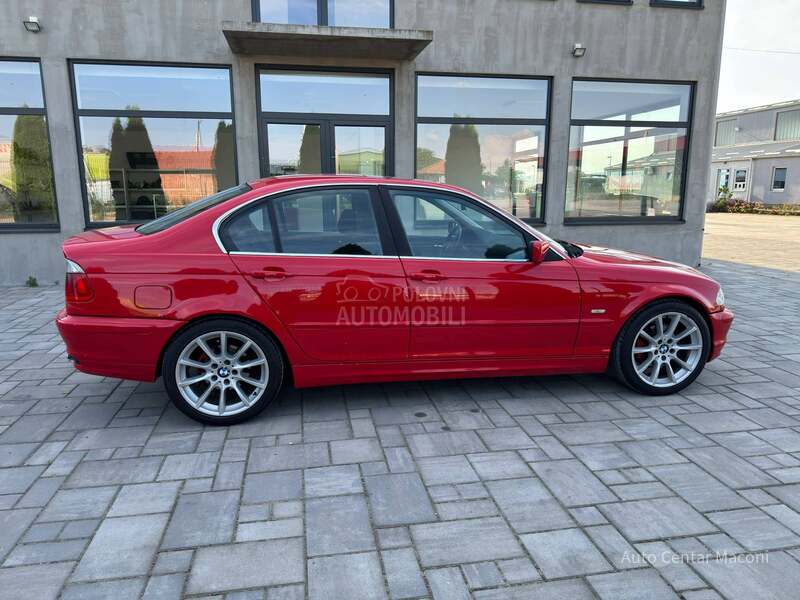 BMW 320 2.0b šestak