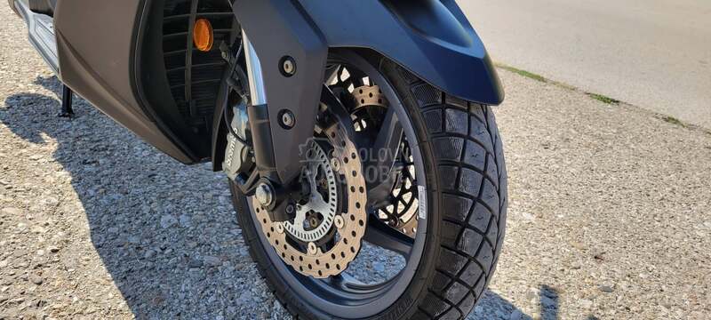 Kymco AK 550  35kw