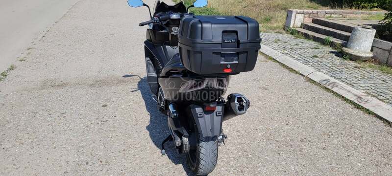 Kymco AK 550  35kw