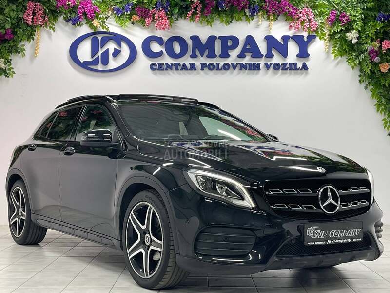 Mercedes Benz GLA 180 AMG LINE AUT