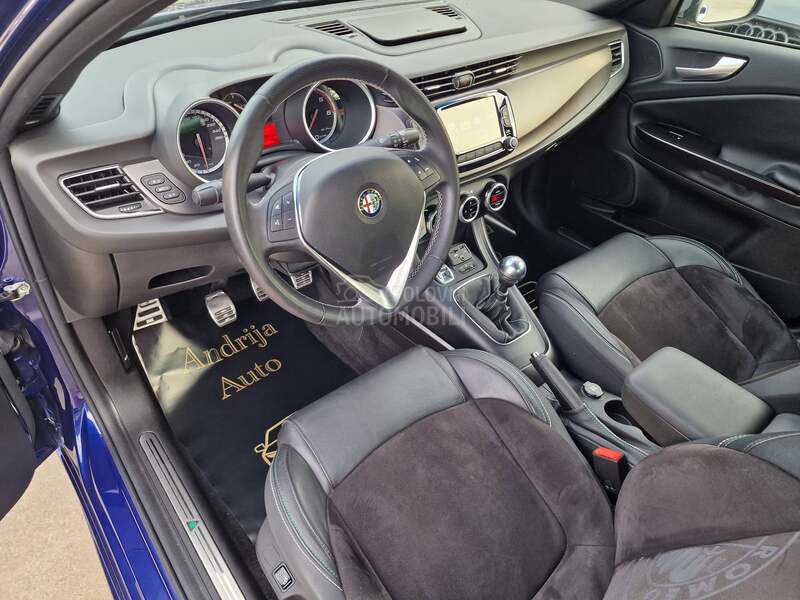 Alfa Romeo Giulietta E X L U S I V