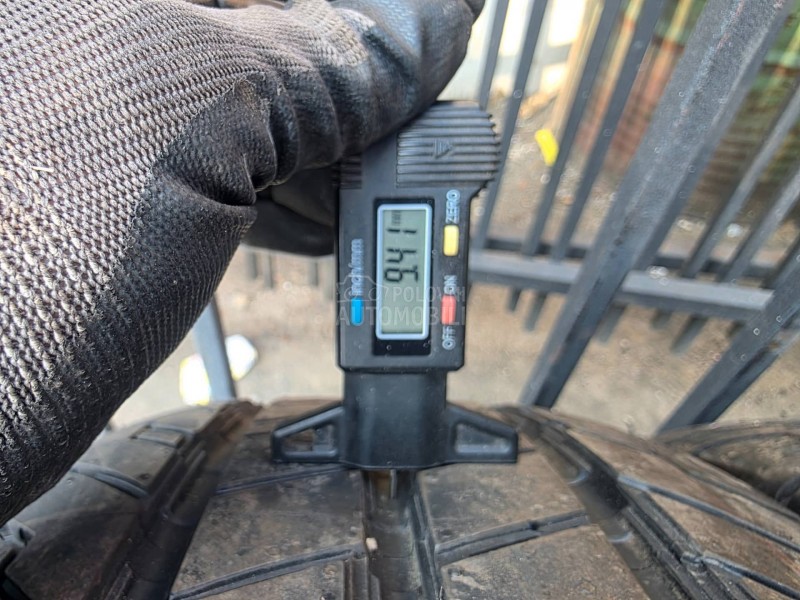 Continental 235/65 R16 Letnja