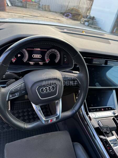 Audi Q7 50