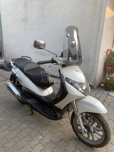 Piaggio Beverly