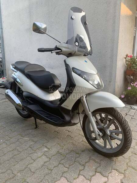 Piaggio Beverly