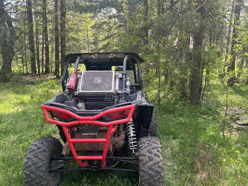 Polaris RZR1000XP