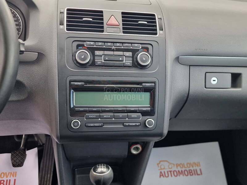 Volkswagen Touran 1.4 b - Cng