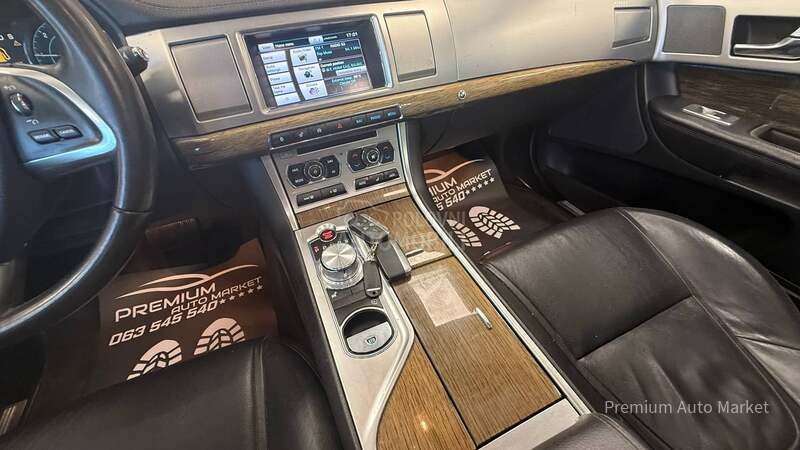 Jaguar XF //2.2D/ŠIBER/FUL