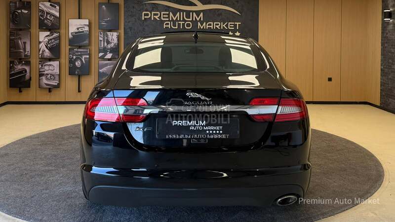 Jaguar XF //2.2D/ŠIBER/FUL