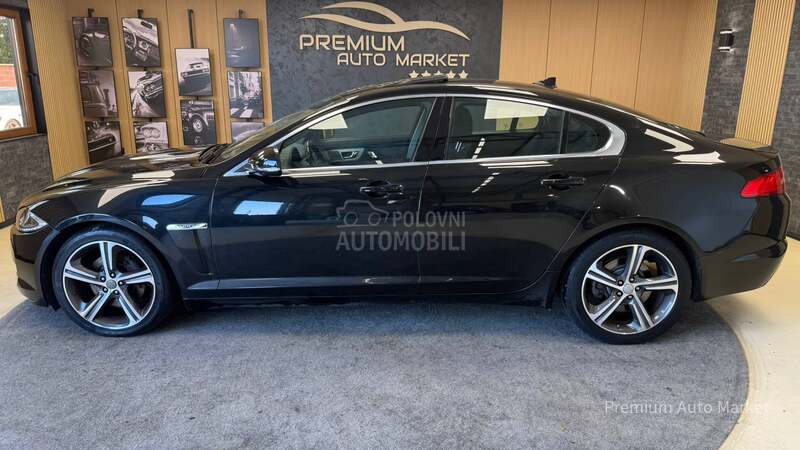 Jaguar XF //2.2D/ŠIBER/FUL