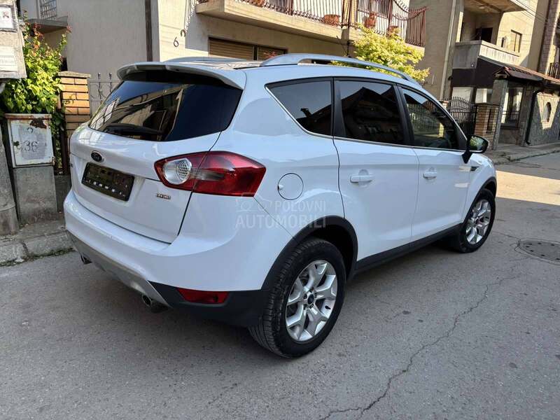 Ford Kuga 2.0 CH TITANIJUM