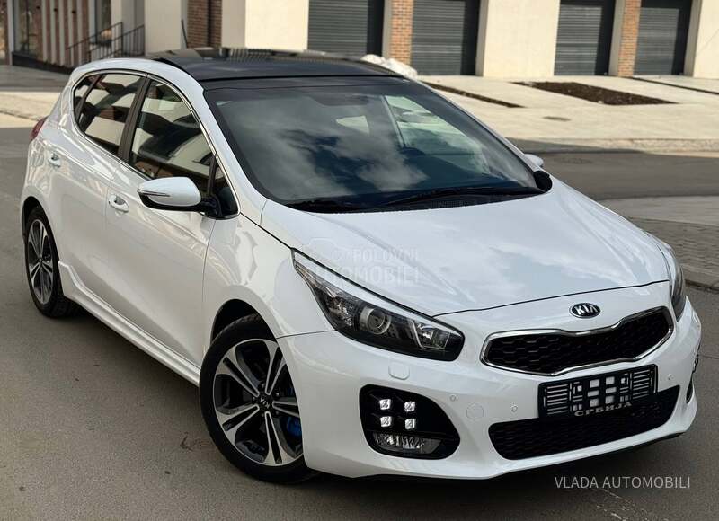 Kia cee`d GT LINE BELA PERLA