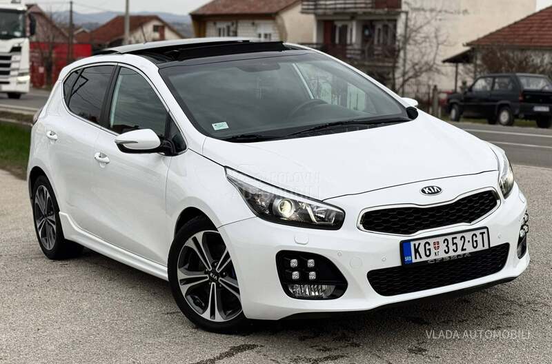 Kia cee`d GT LINE BELA PERLA