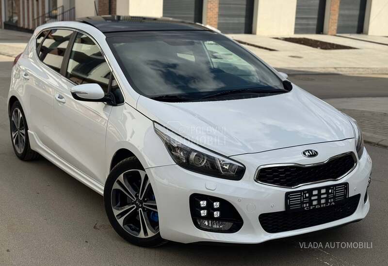 Kia cee`d GT LINE BELA PERLA