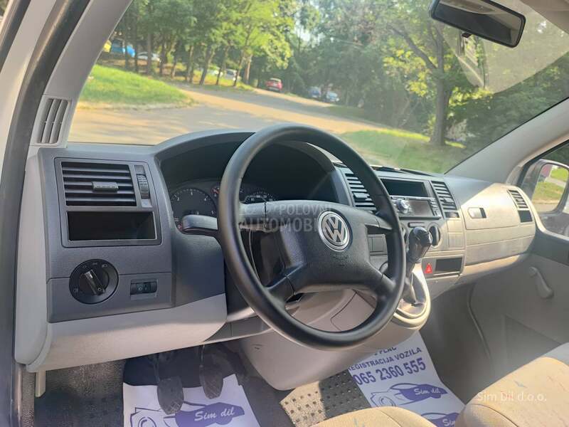 Volkswagen Transporter T5 1.9TDI