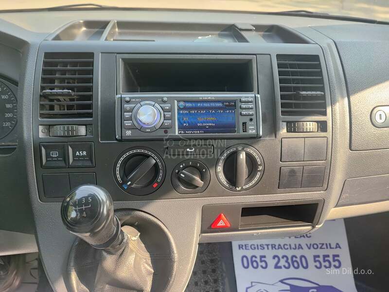 Volkswagen Transporter T5 1.9TDI