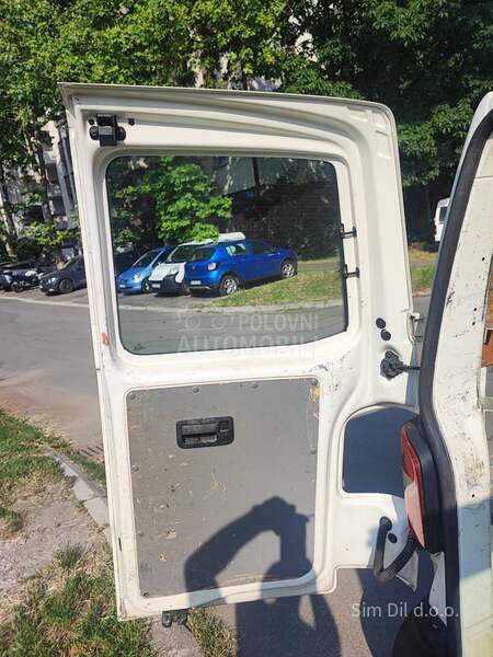 Volkswagen Transporter T5 1.9TDI