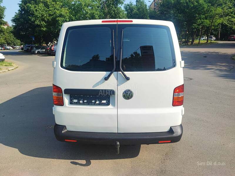 Volkswagen Transporter T5 1.9TDI
