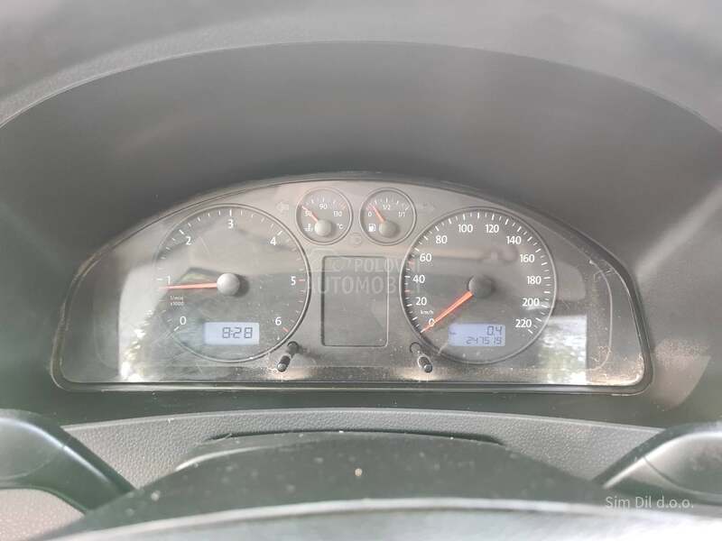 Volkswagen Transporter T5 1.9TDI