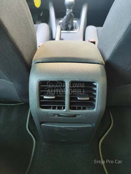Volkswagen Golf 5 2.0 TDI LED D1ODA CH