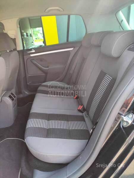 Volkswagen Golf 5 2.0 TDI LED D1ODA CH