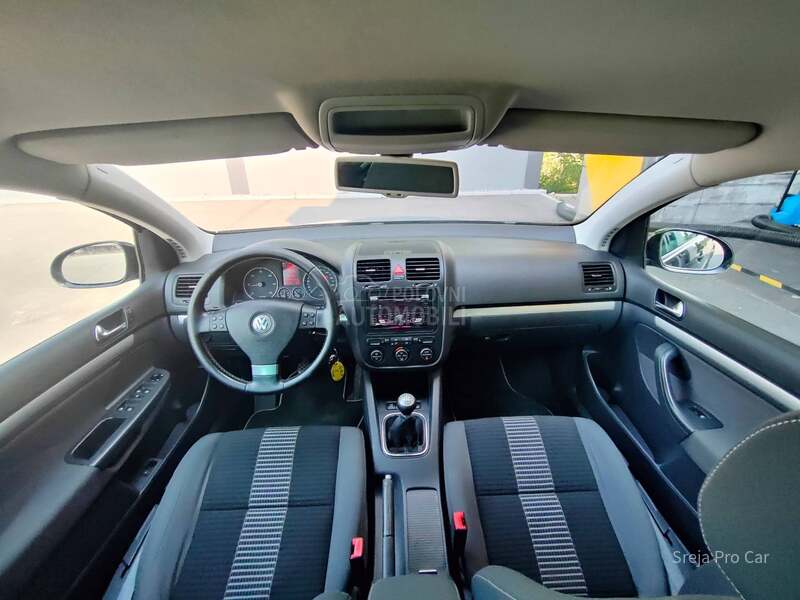 Volkswagen Golf 5 2.0 TDI LED D1ODA CH