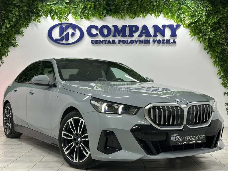 BMW 520 D xDrive M SPORT PAN