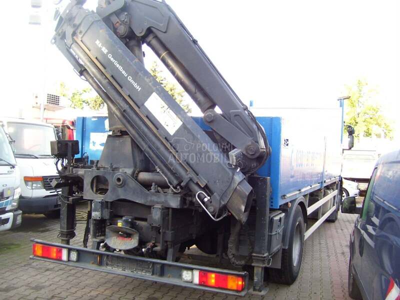 Iveco Stralis 360 MGK Kran