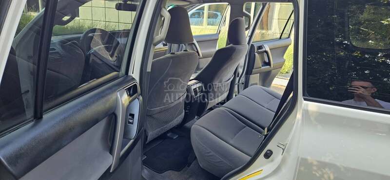 Toyota Land Cruiser 150