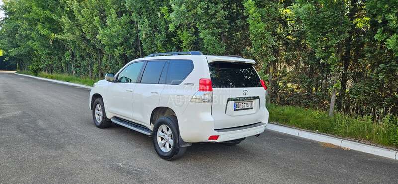 Toyota Land Cruiser 150