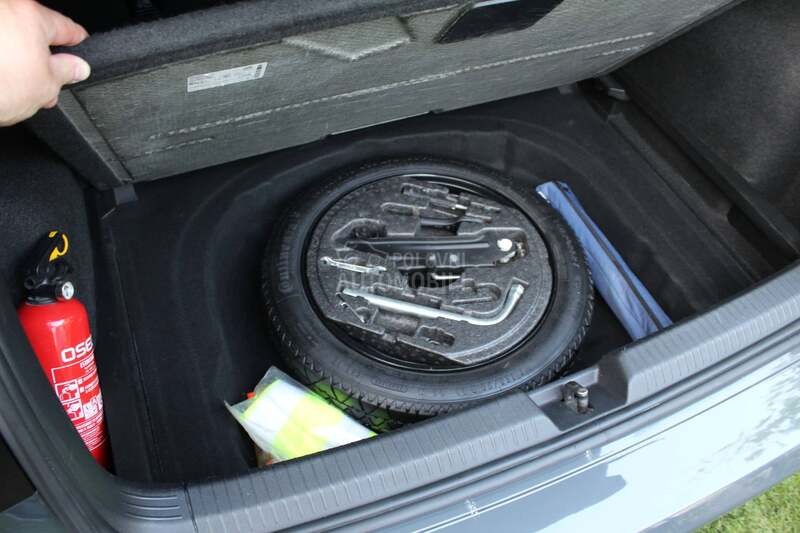 Volkswagen Golf 8 1.0