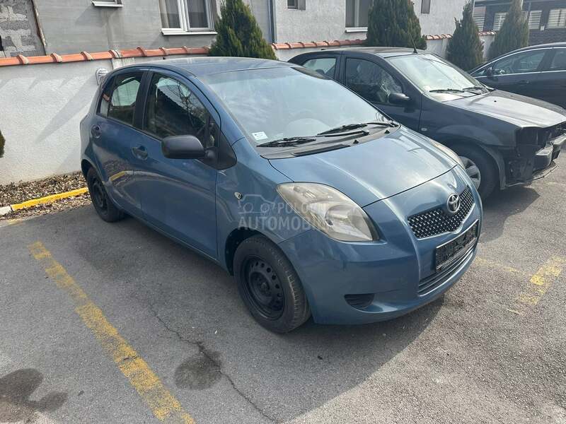 Toyota Yaris 1.0