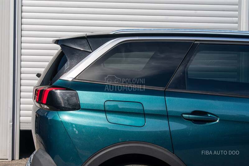 Peugeot 5008 1.5 Crossway 7SEATS