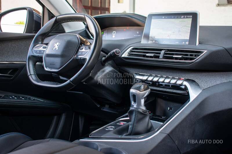 Peugeot 5008 1.5 Crossway 7SEATS