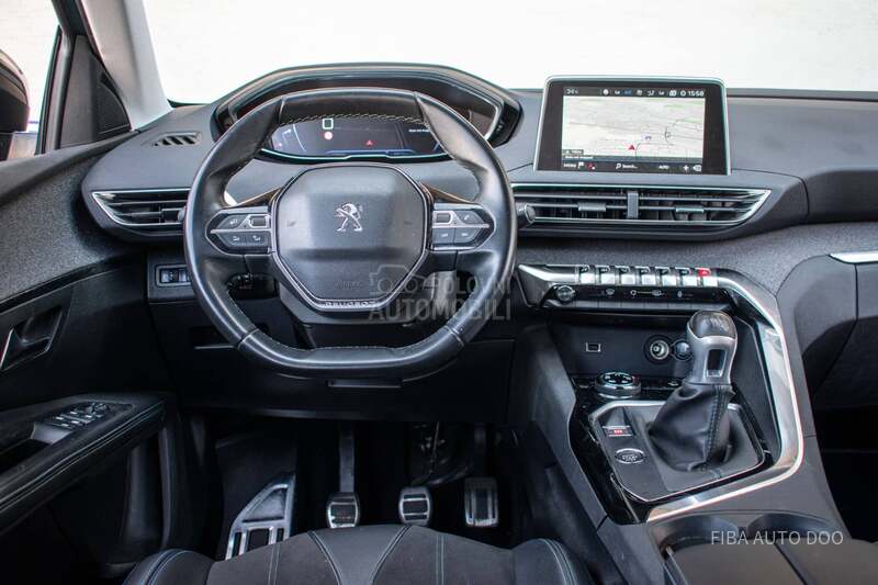 Peugeot 5008 1.5 Crossway 7SEATS