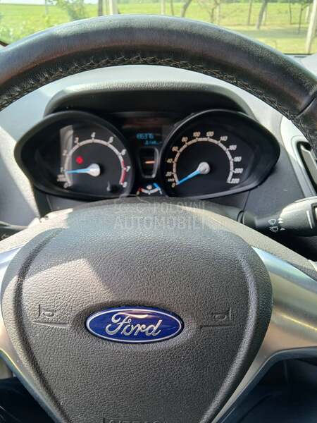 Ford Transit Courier 1.0 ecoboost
