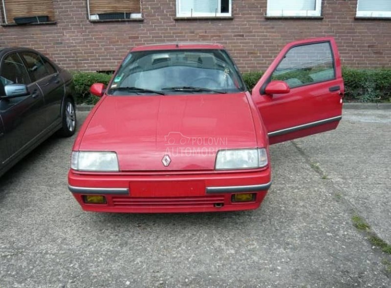 Renault R 19 1992. god. -  kompletan auto u delovima