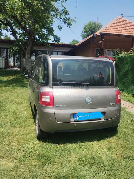 Fiat Multipla 2042 godina