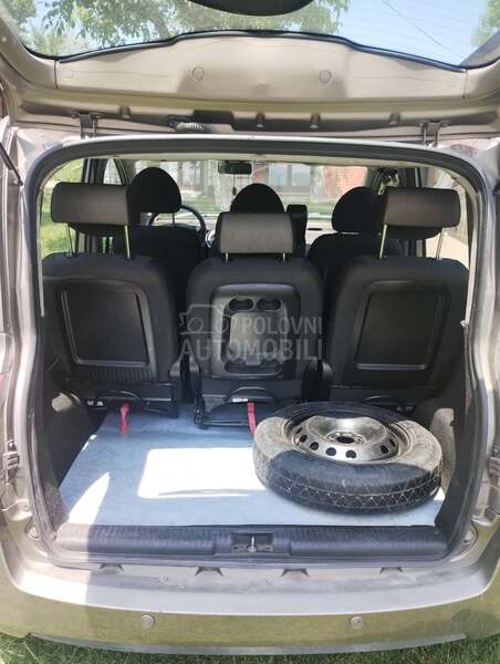 Fiat Multipla 2042 godina