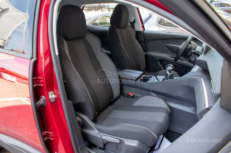Peugeot 3008 1.5 VELiKI SERV1S