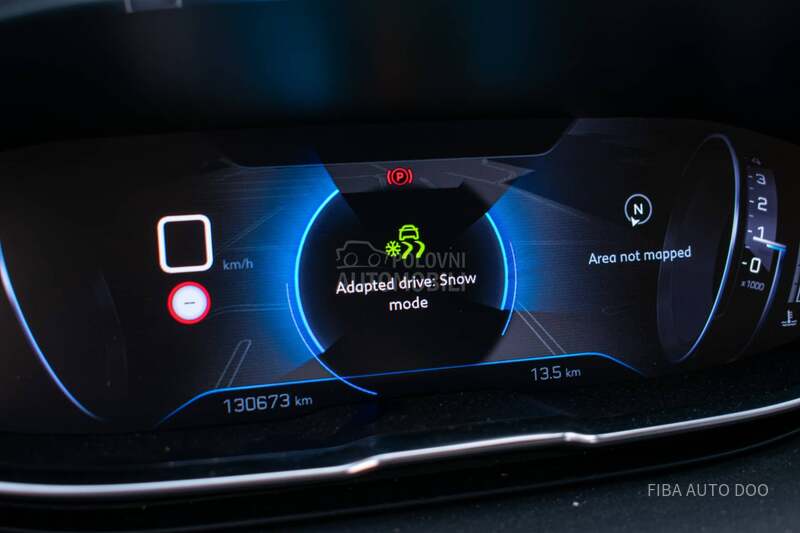 Peugeot 3008 1.5 VELiKI SERV1S
