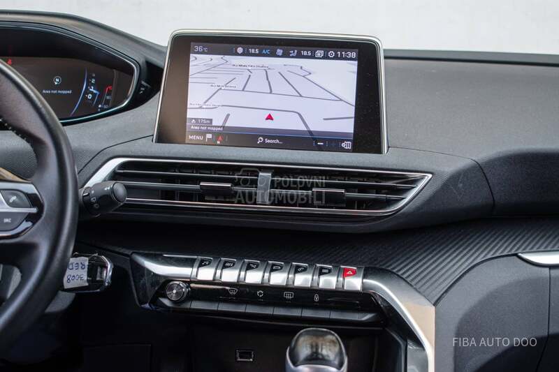 Peugeot 3008 1.5 VELiKI SERV1S