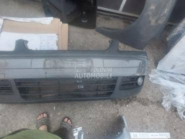 Branik za Volkswagen Touran od 2004. do 2006. god.