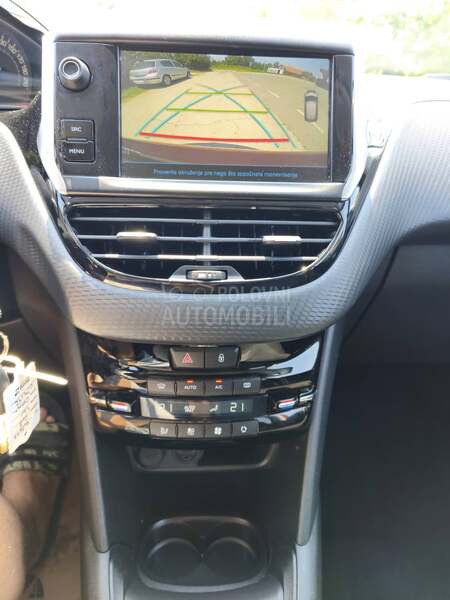 Peugeot 208 1.6 HDI ALURE