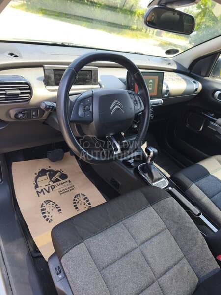 Citroen C4 Cactus Autom/Pano/kam