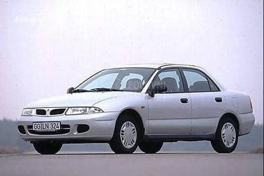 Mitsubishi Carisma 1999. god. -  kompletan auto u delovima