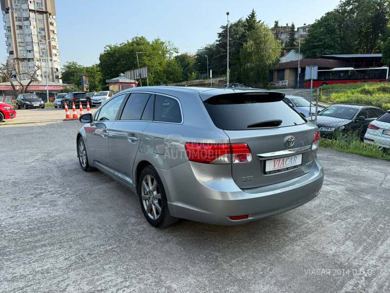Toyota Avensis D-4D