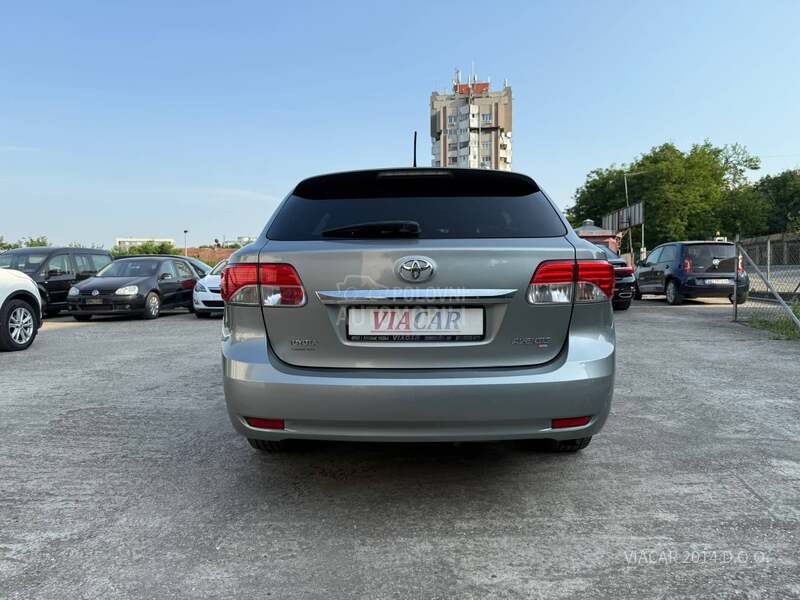 Toyota Avensis D-4D